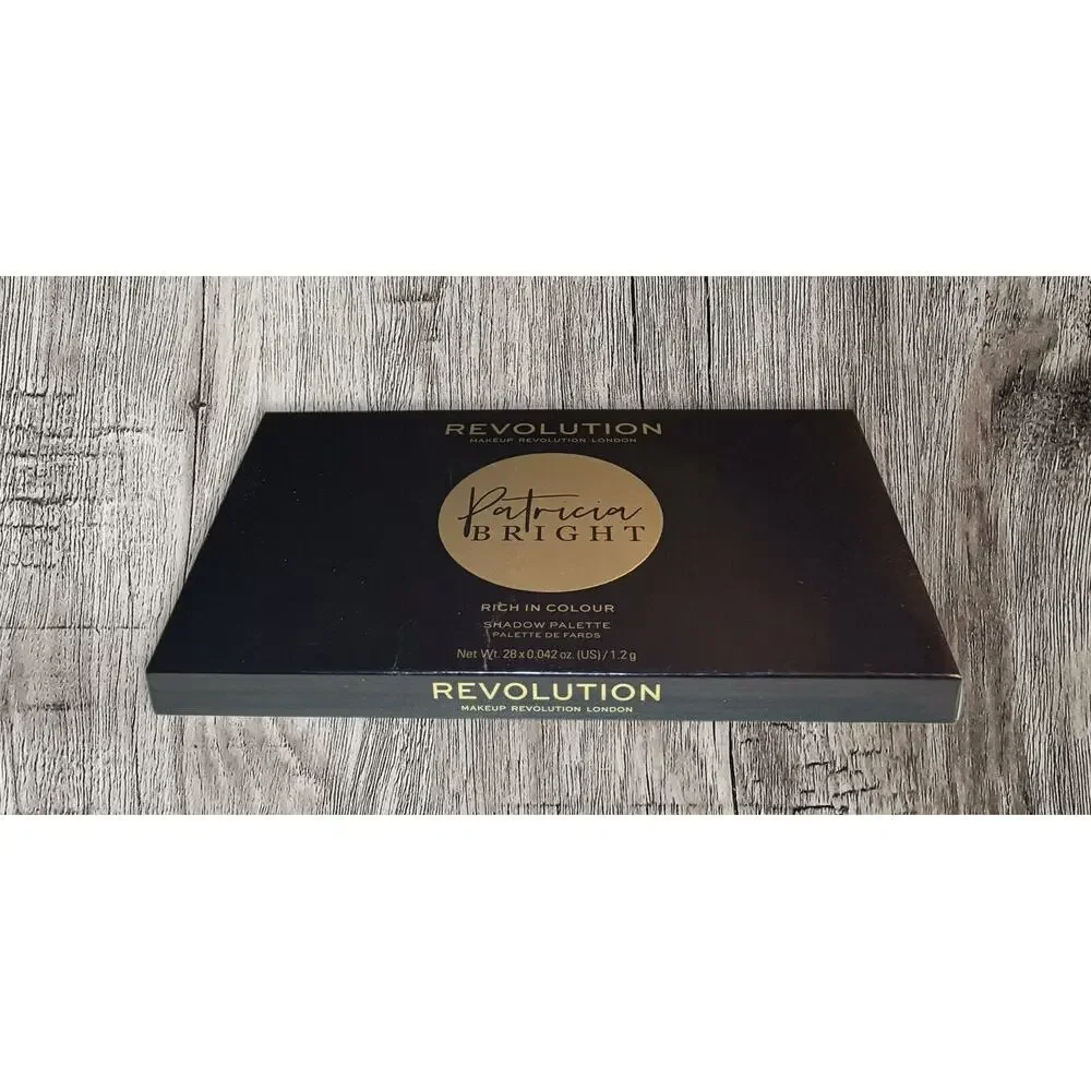 REVOLUTION‎ Makeup PATRICIA BRIGHT 28 Rich In Colour Shadow Palette ~ NEW SEALED